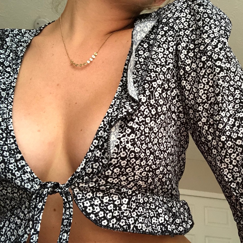 Women’s floral tie front top